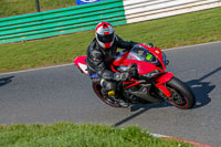 PJM-Wedding-Photography;enduro-digital-images;event-digital-images;eventdigitalimages;mallory-park;mallory-park-photographs;mallory-park-trackday;mallory-park-trackday-photographs;no-limits-trackdays;peter-wileman-photography;racing-digital-images;trackday-digital-images;trackday-photos